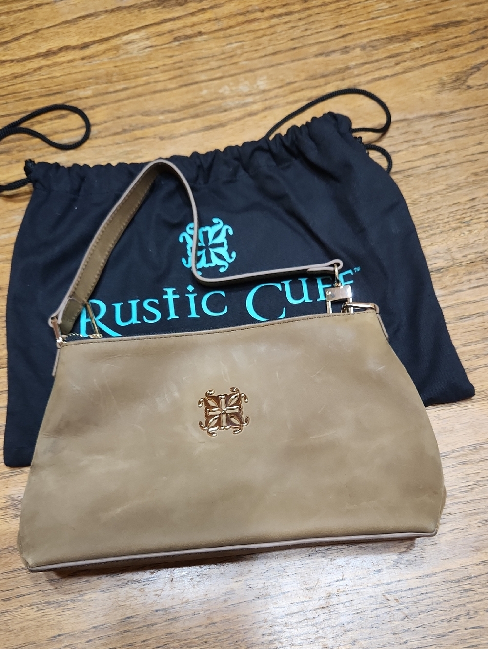 Rustic Cuff Tan/Taupe Shoulder Purse With Dust Bag